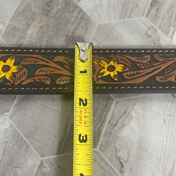 American Bison Western Leather Belt M 34-36 Tooled Floral Buckle - Picture 6 of 7